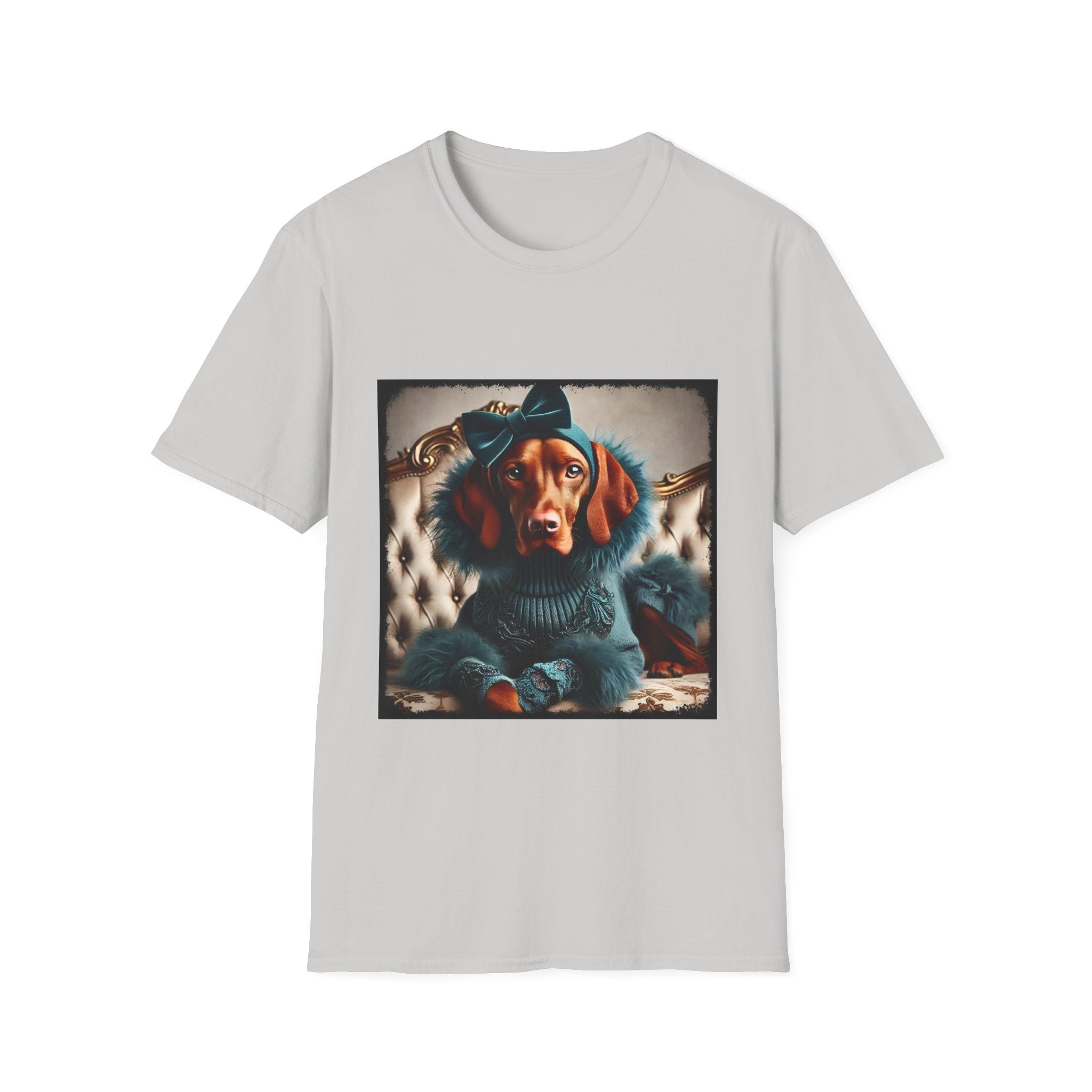 Vizsla Fashion Icon | Unisex Dog T-Shirt