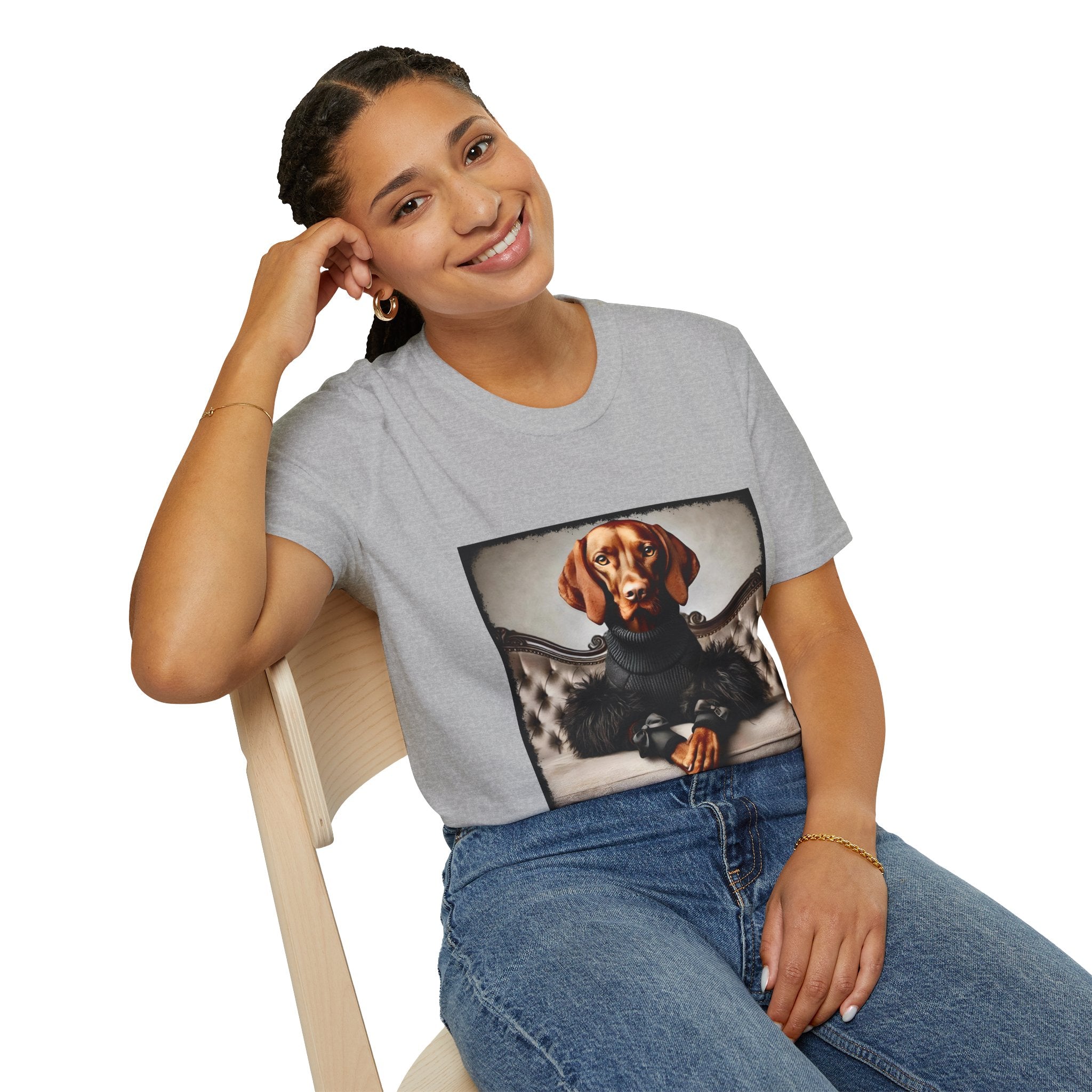 Vizsla Femme Fatale | Unisex Dog T-Shirt
