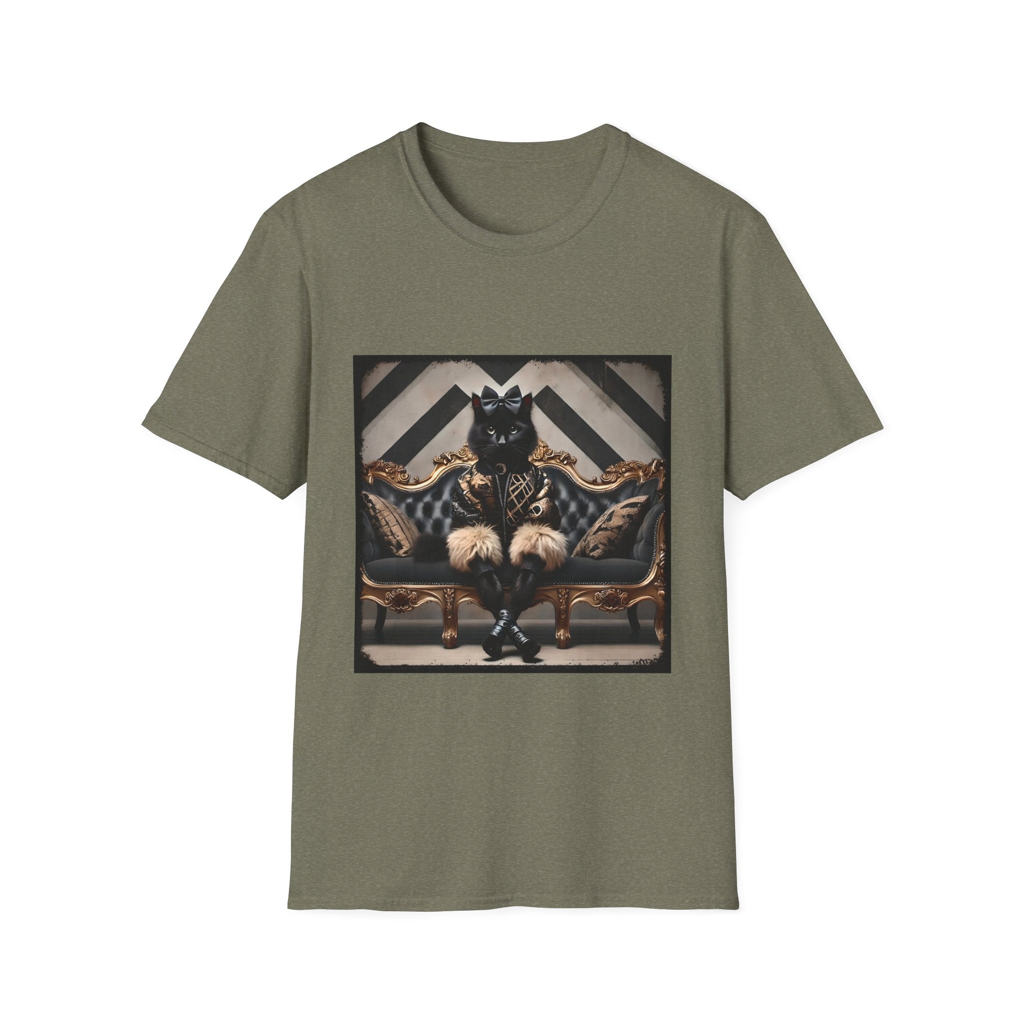 Bombay Cat Golden Diva | Unisex Cat T-Shirt