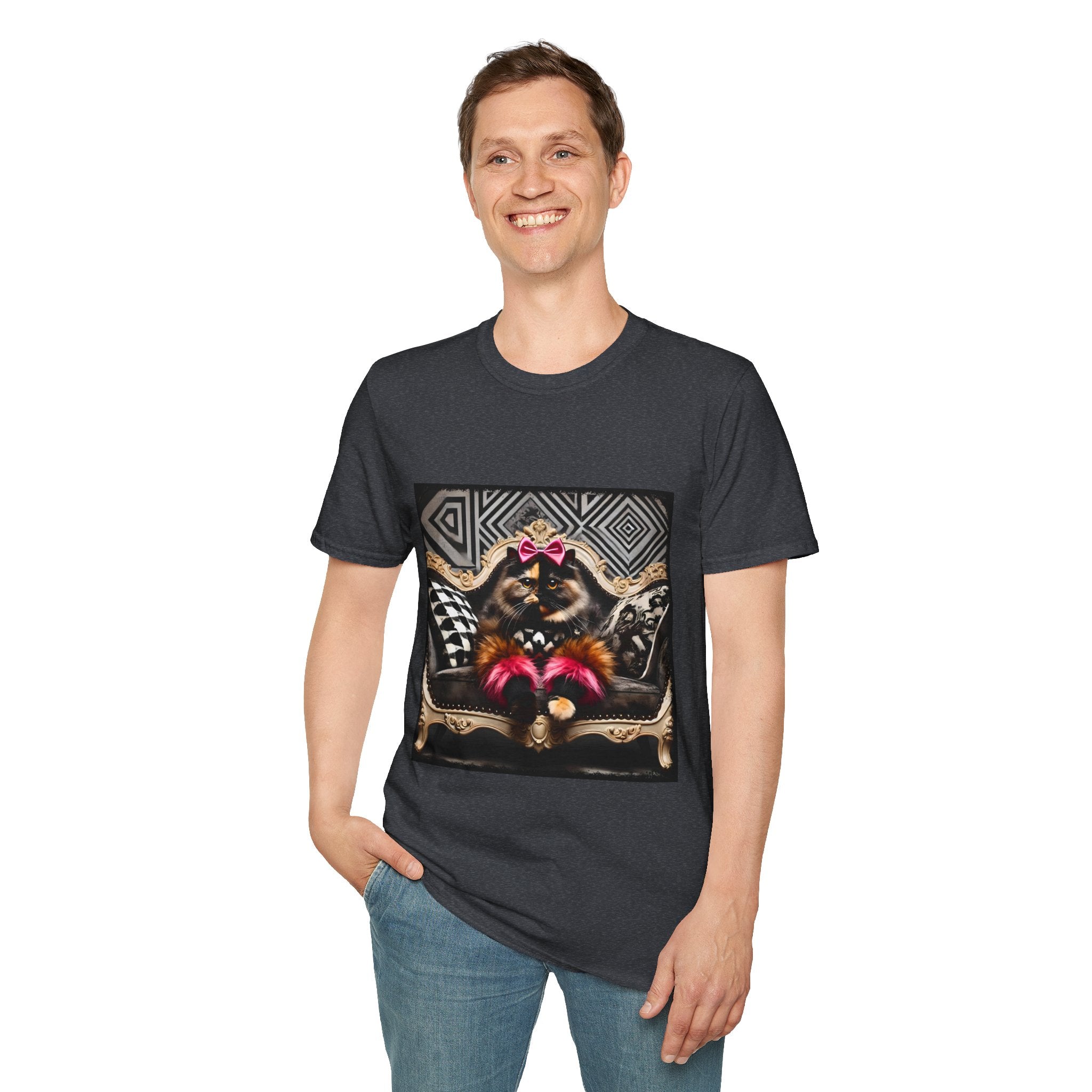 Tortoiseshell Cat Trendsetter | Unisex Cat T-Shirt