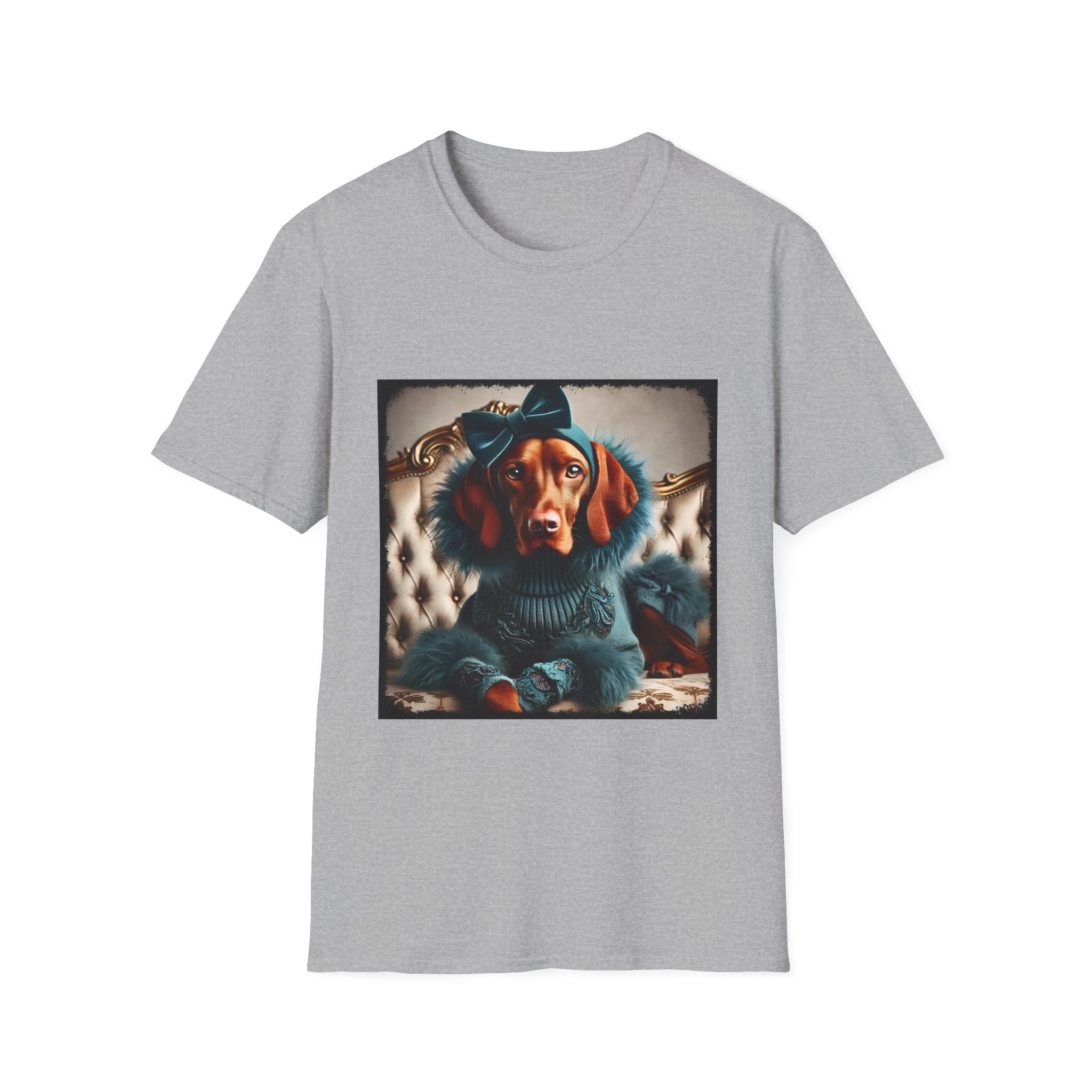 Vizsla Fashion Icon | Unisex Dog T-Shirt