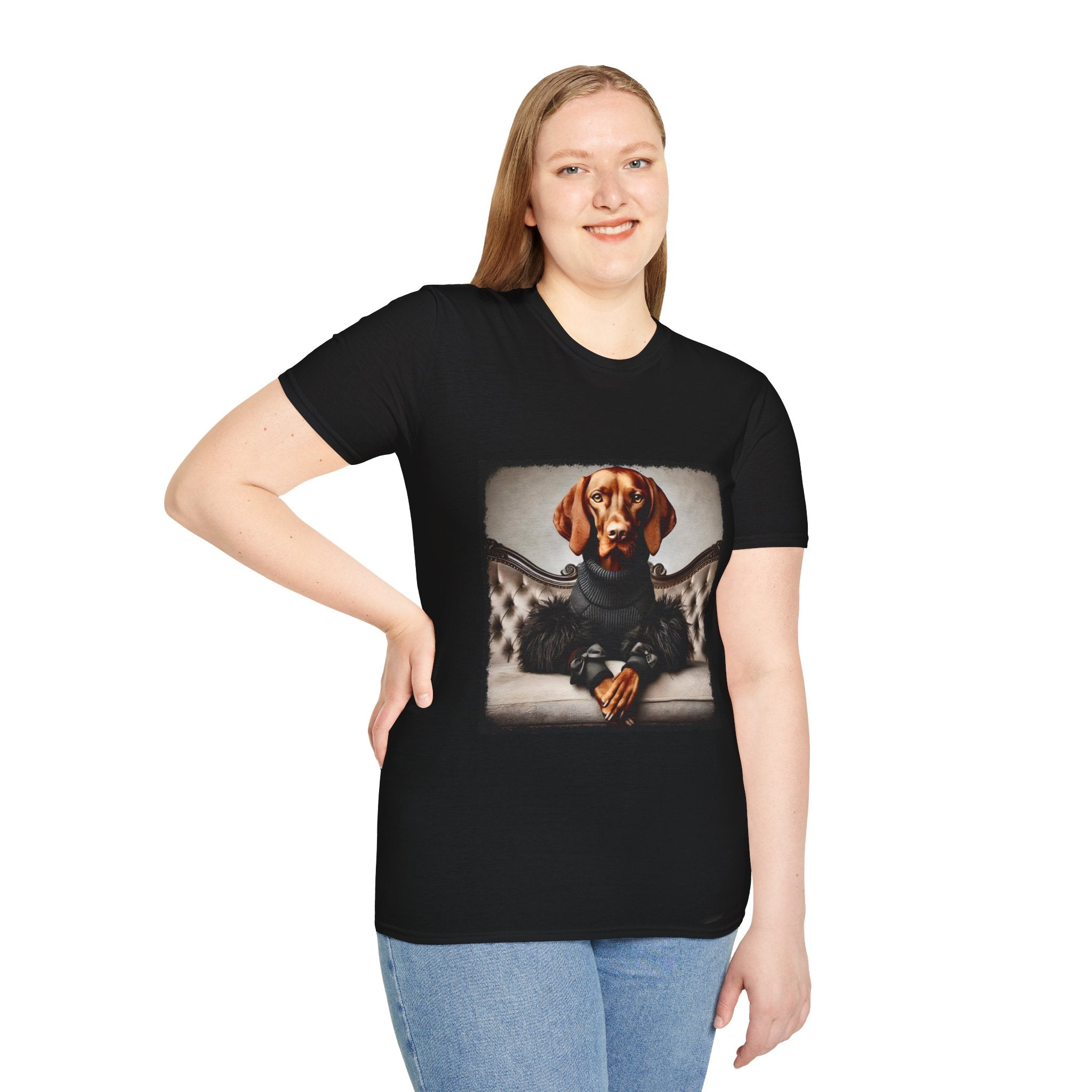 Vizsla Femme Fatale | Unisex Dog T-Shirt