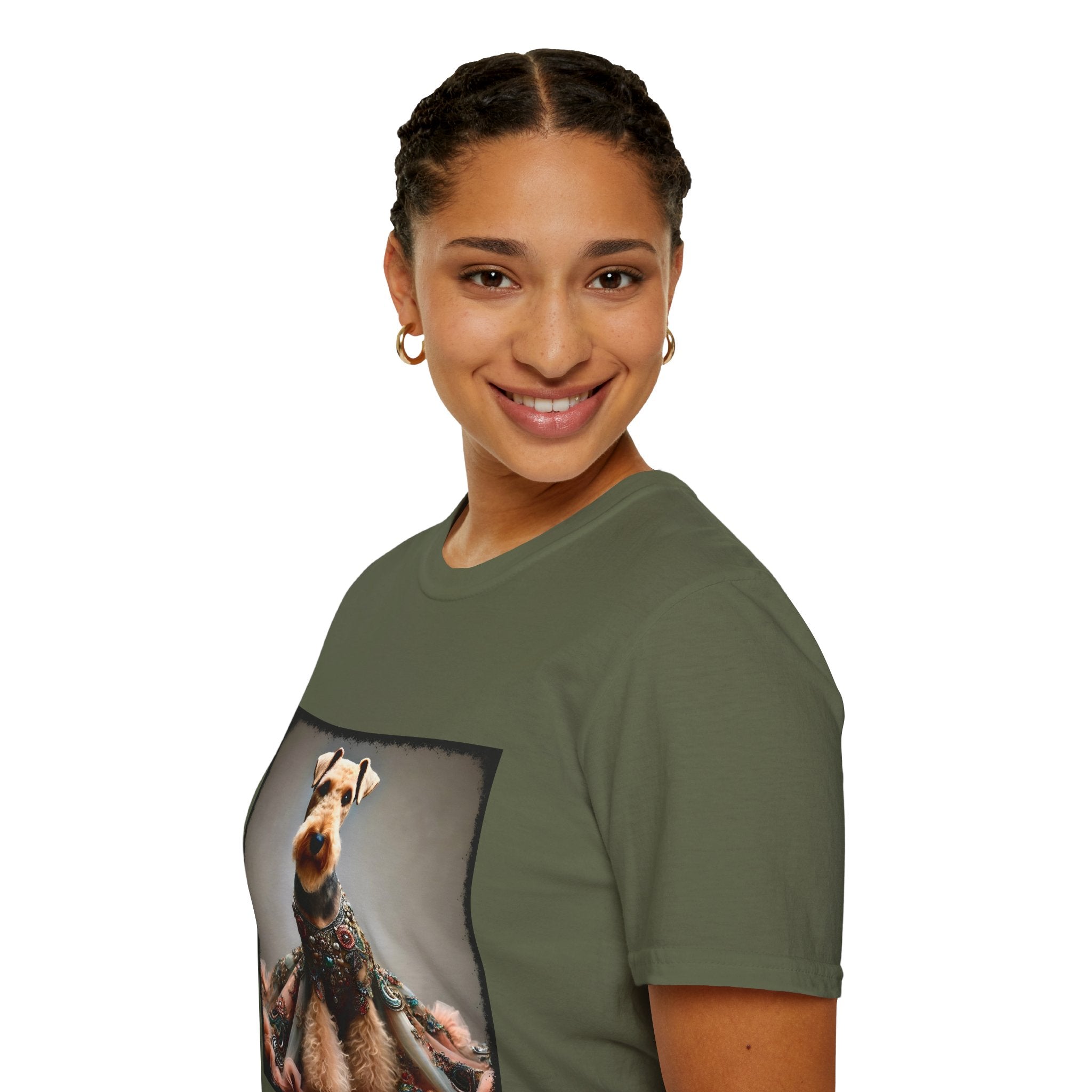 Airedale Terrier Shirt | Encrusted Queen Dog Lover Tee